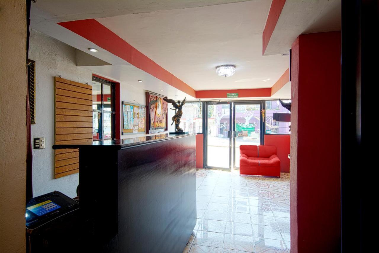 Oyo Hotel Bicentenario 탐피코 외부 사진